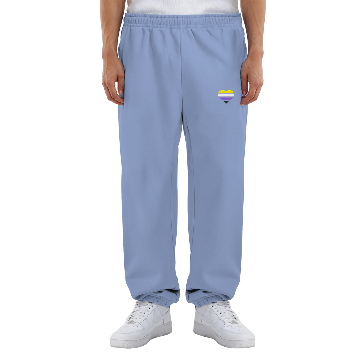 Fluffy Sweatpants mit Herz Stick - Nonbinary