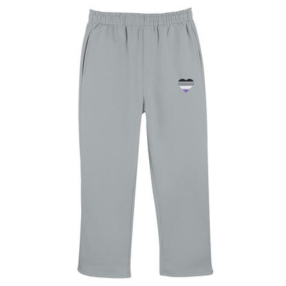 Fluffy Track Sweatpants mit Herz Stick - Asexual