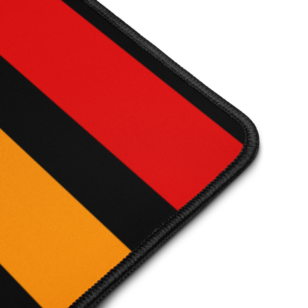 Schreibtischunterlage - Pride Flag