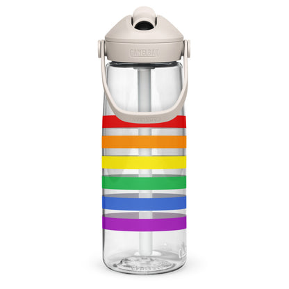 Wasserflasche mit Trinkhalm und Flagge - Pride