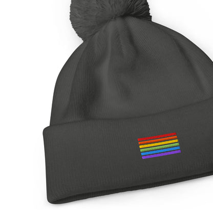 Bommel-Beanie – Pride Flag Patch